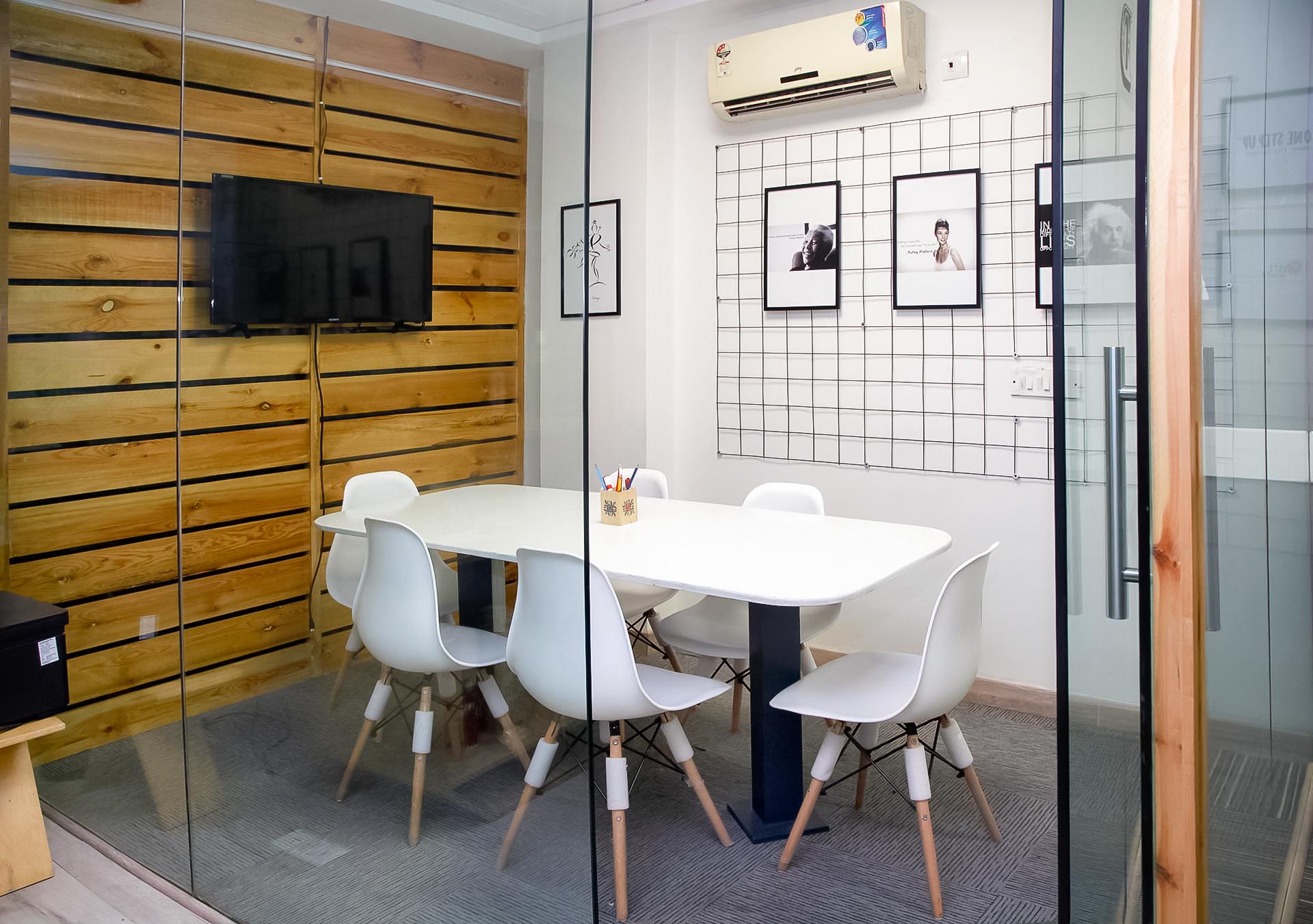 How To Use Meeting Rooms Creatively Empowerers Coworking